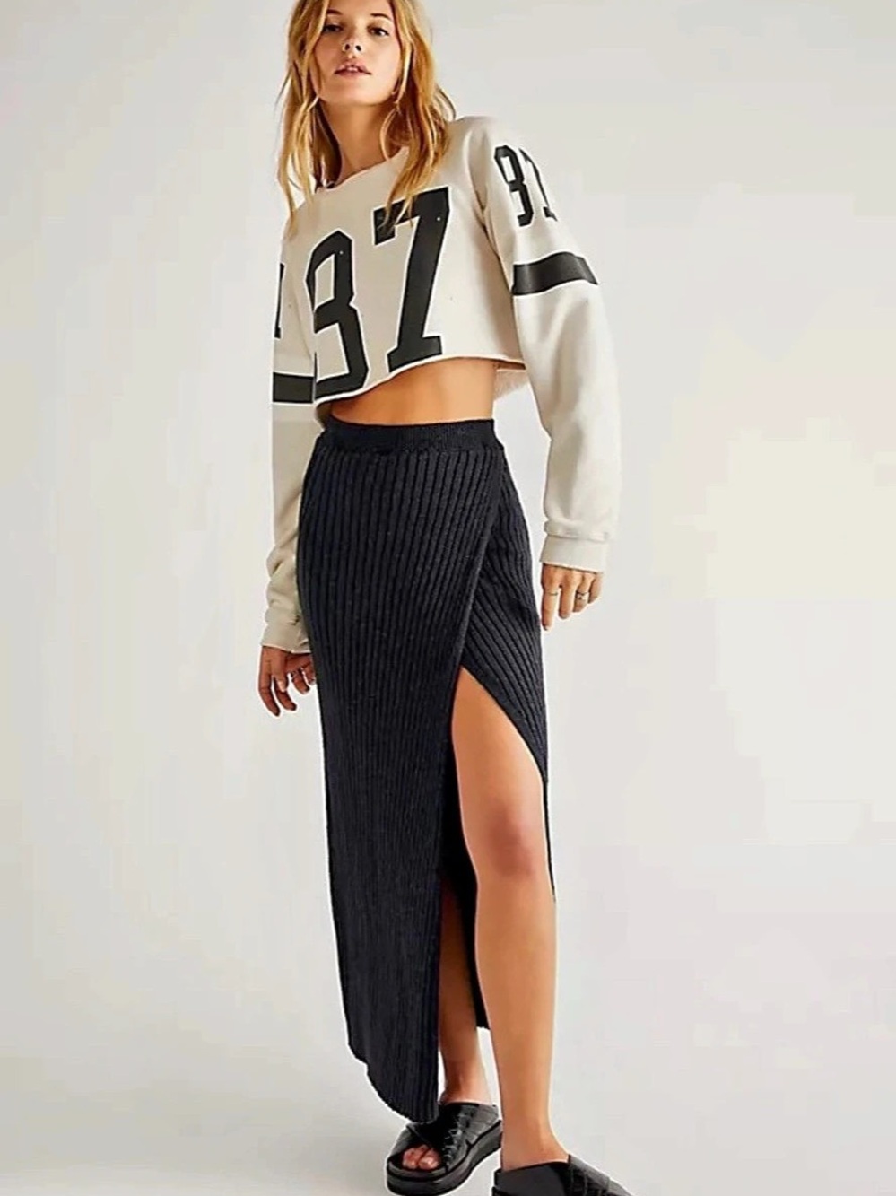 Free People Ribbed Slit Maxi Skirt in Black Size Medium